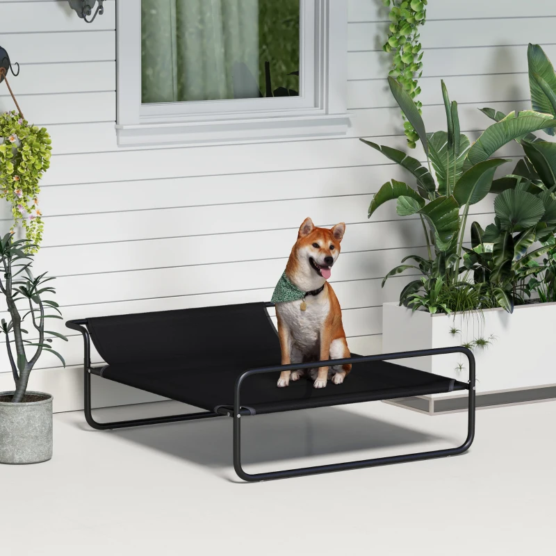 PawHut Lettino per Cani Rialzato con Poggiatesta Interno ed Esterno, 106x81x33 cm, Nero