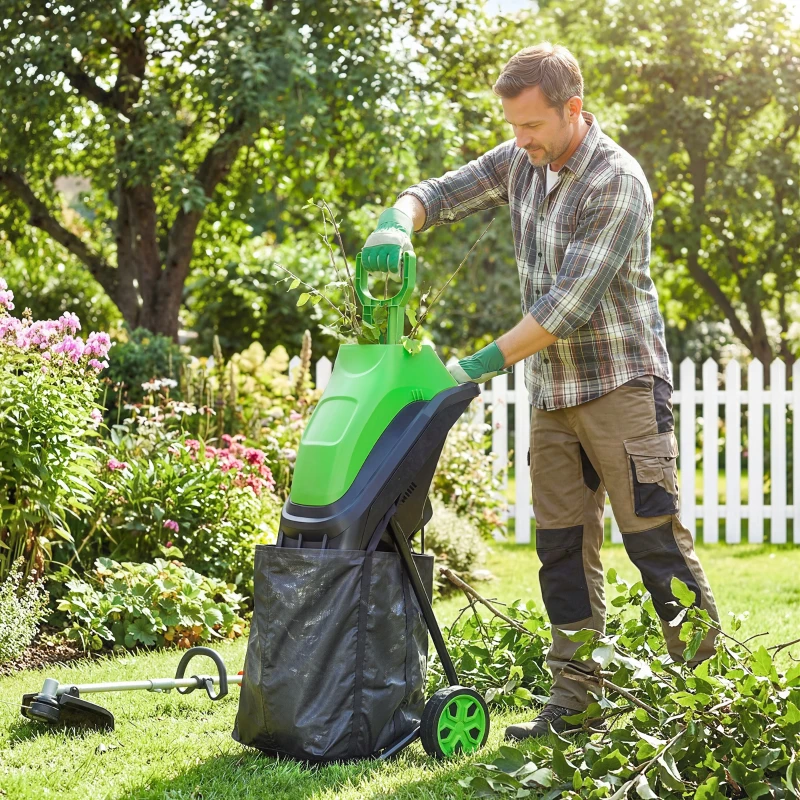 Outsunny Trituradora de Ramas Eléctrica 2500W con 2 Cuchillas Reversibles hasta Ø44 mm de Ramas Bolsa 45L Ruedas Verde