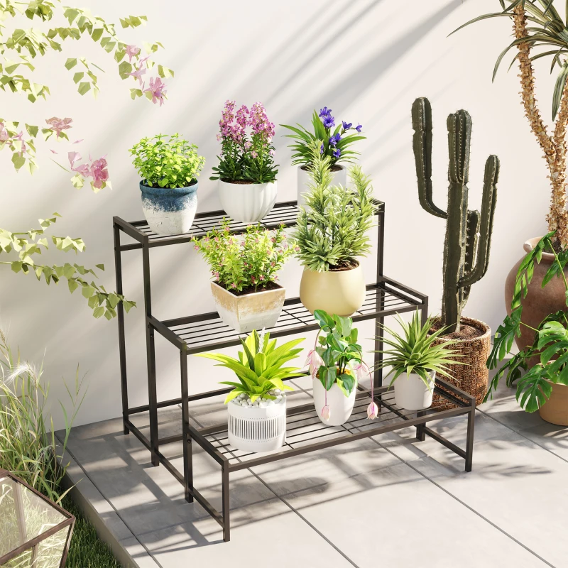 Outsunny Étagère à Fleurs en métal 3 Niveaux Intérieur et Extérieur, support de plantes en échelle, 75 x 70 x 66 cm, Noir