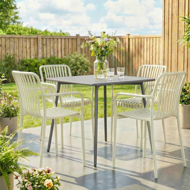 Outsunny Gartenstühle 4er Set Stapelbare Terrassenstühle mit Lamelldesign Armlehnen, Ergonomisch Cremeweiß