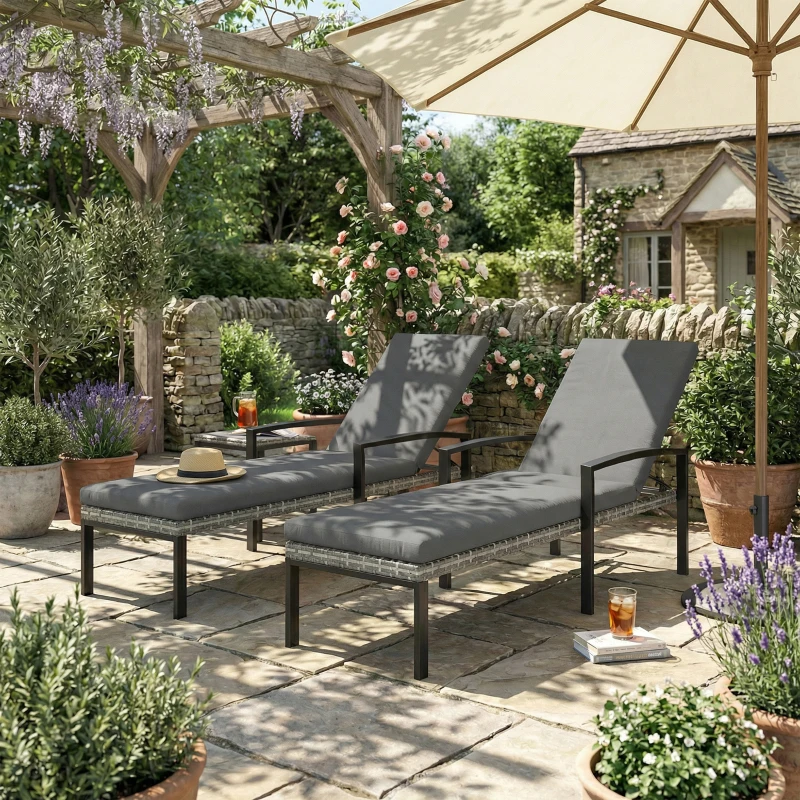 Outsunny 2er Set Sonnenliege Polyrattan Gartenliege mit 5-Fach verstellbar Rückenlehne Auflage bis 120kg Hellgrau