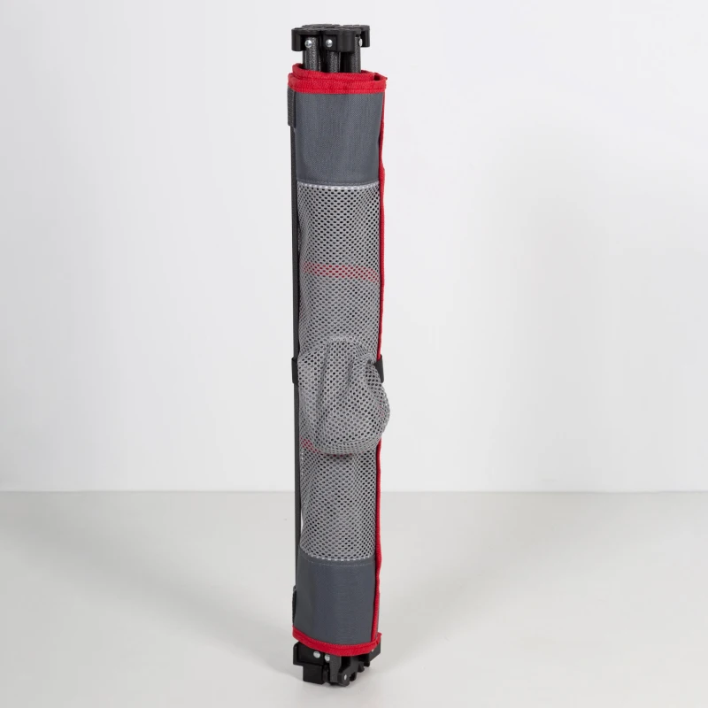 Mesa Plegable de Camping con 2 Posavasos y Bolsillo Lateral, 62x50x50 Cm, Gris y Rojo