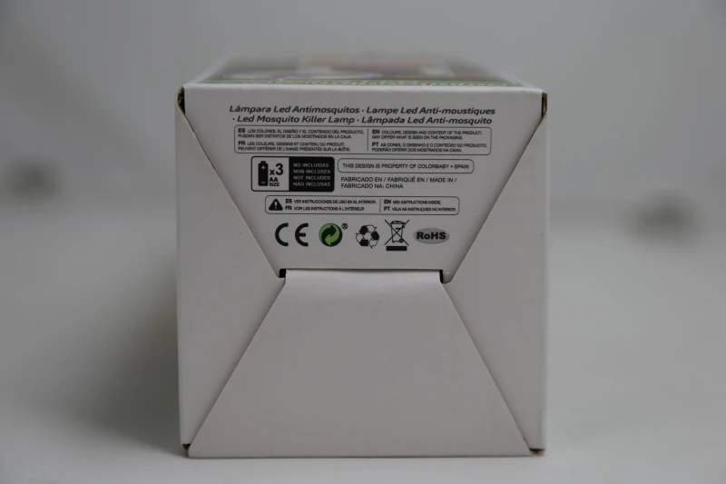 Lámpara Antimosquitos LED 2 en 1 Portátil 18 LED 45 Lúmenes 8x8x23 Cm, Amarillo y Negro