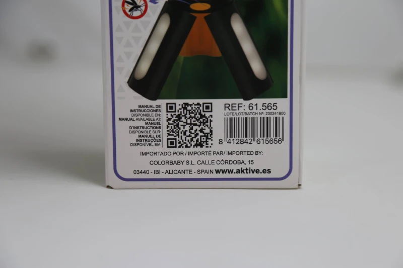 Lámpara Antimosquitos LED 2 en 1 Portátil 18 LED 45 Lúmenes 8x8x23 Cm, Amarillo y Negro