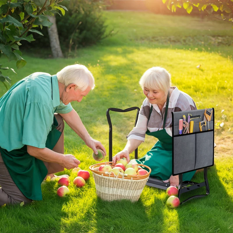 Outsunny Kniebank für Gartenarbeit klappbar Gartenhocker mit Kniekissen Werkzeugtaschen bis 150 kg 58 x 28 x 49cm Grau