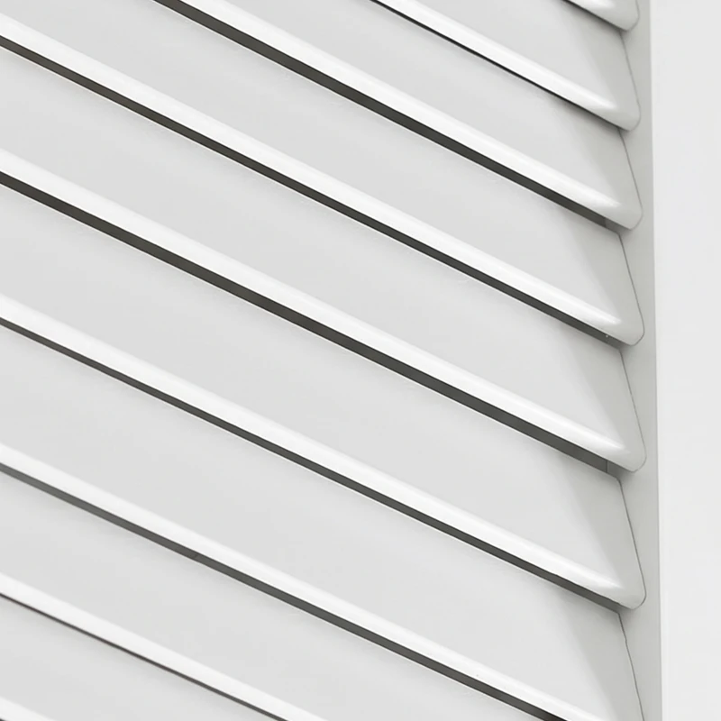 HOMCOM Meuble de salle de bain haut, meuble de rangement avec 6 portes dont 2 vitrées et 2 persiennes, étagère réglable, blanc