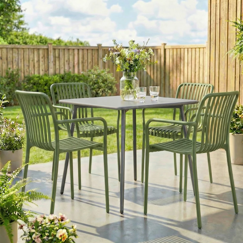 Outsunny Set di 4 Sedie da Patio Impilabili, Sedie da Pranzo da Esterno con Schienale Curvo, Seduta a Doghe e Braccioli