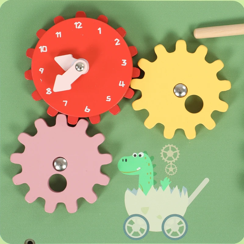 AIYAPLAY Busy Board Jouet, Tableau d'Activités Murale Dinosaure, Planche Motricité Bébé Educatif pour Garcon Fille 2+ Ans, Vert