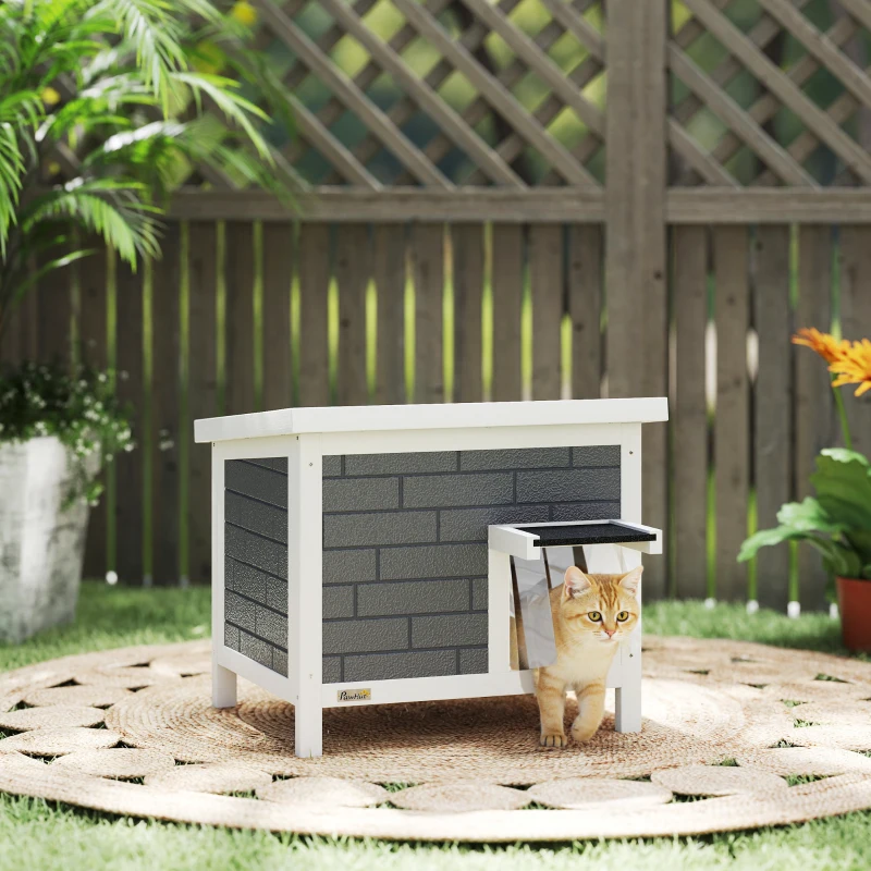 PawHut Casa para gatos Abrigo à prova de intempéries em madeira com telhado basculante Placas isolantes de alumínio Telhado asfáltico 61x51x53,5 cm