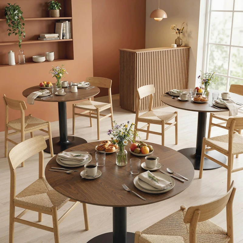 HOMCOM Ronde eettafel voor 6 personen, 110 cm moderne keukentafel met voet voor woonkamer, bruin houtnerf