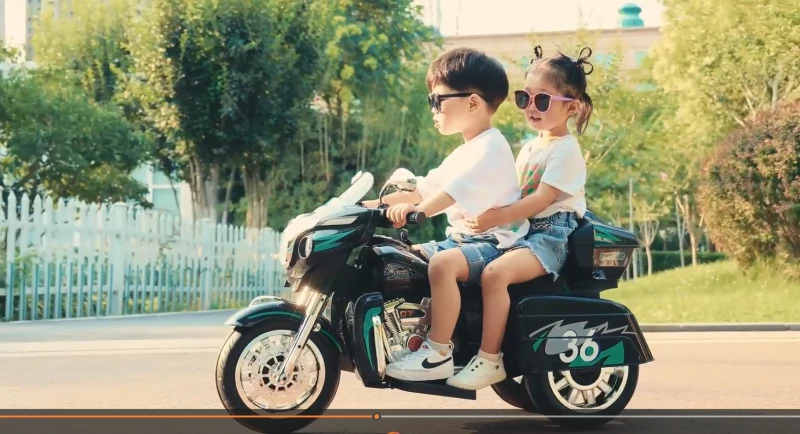12V Elektro-Motorrad für Kinder, großer Stauraum und weicher PU-Sitz, 110x48x68 cm, Schwarz