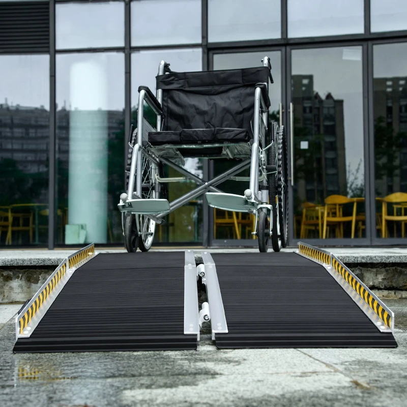 HOMCOM Rampă pliabilă și antiderapantă pentru scaun cu rotile din aluminiu, 152x73cm, Capacitate 272kg