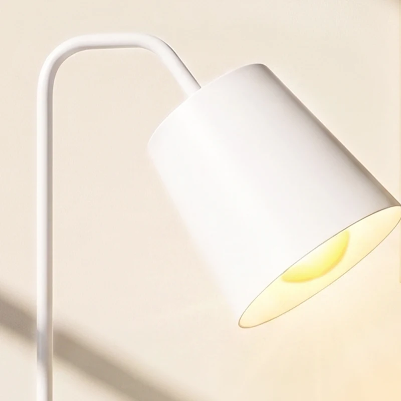HOMCOM Pack de 2 Lámparas de Mesa Modernas en Acero con Puertos USB Casquillo E27 Bombilla no Incluida Blanco