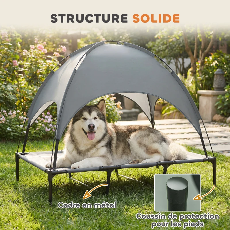 PawHut Lit Chien Sureleve avec Parasol, Lit de Camp Chien Chat sur Pieds Tissu Oxford Respirant, Anti-UV Cadre en Métal Sac de Transport Inclus Couchage Extérieur pour Chat 122 x 92 x 108 cm Gris Noir