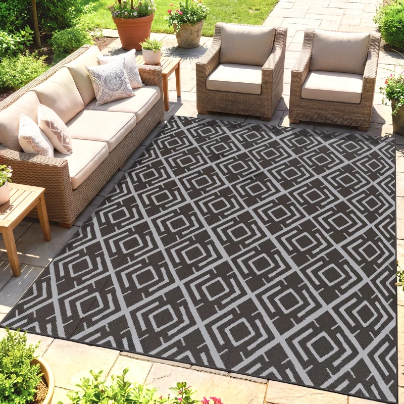 Outsunny Alfombra de Exterior Reversible 182x274 cm con Patrón Geométrico de Rombos Impermeable Bolsa de Transporte Negro
