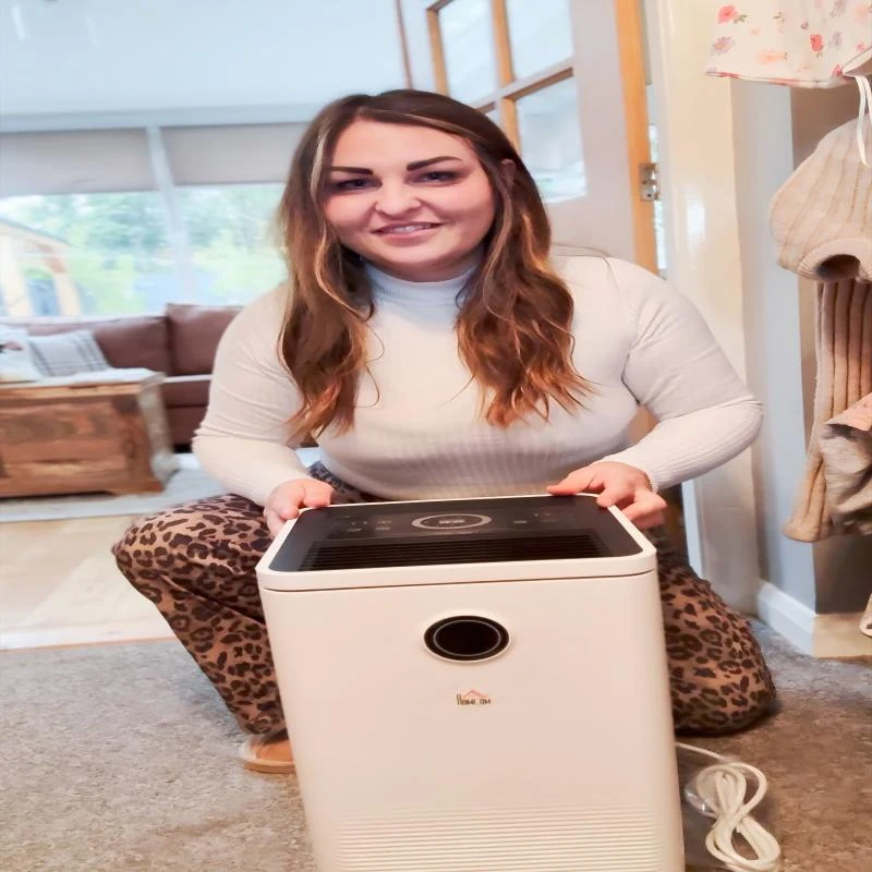 HOMCOM 10L/Day Dehumidifier with WiFi Smart App Control, 2.5L Water Tank, Digital Display, Sleep Mode, 24H Timer, Laundry Clothes Drying, for Home and Large Room Basement
