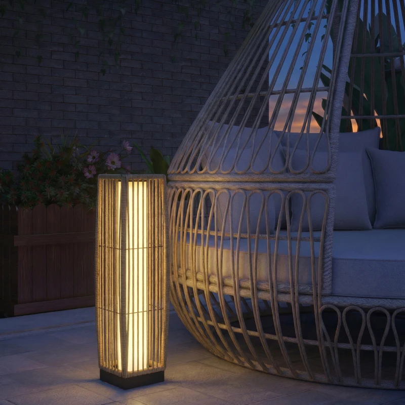 Outsunny Lanterne Solaire Extérieure en résine tressée lampadaire sans fil rechargeable  capteur de lumière 19 x 19 x 68 cm sable