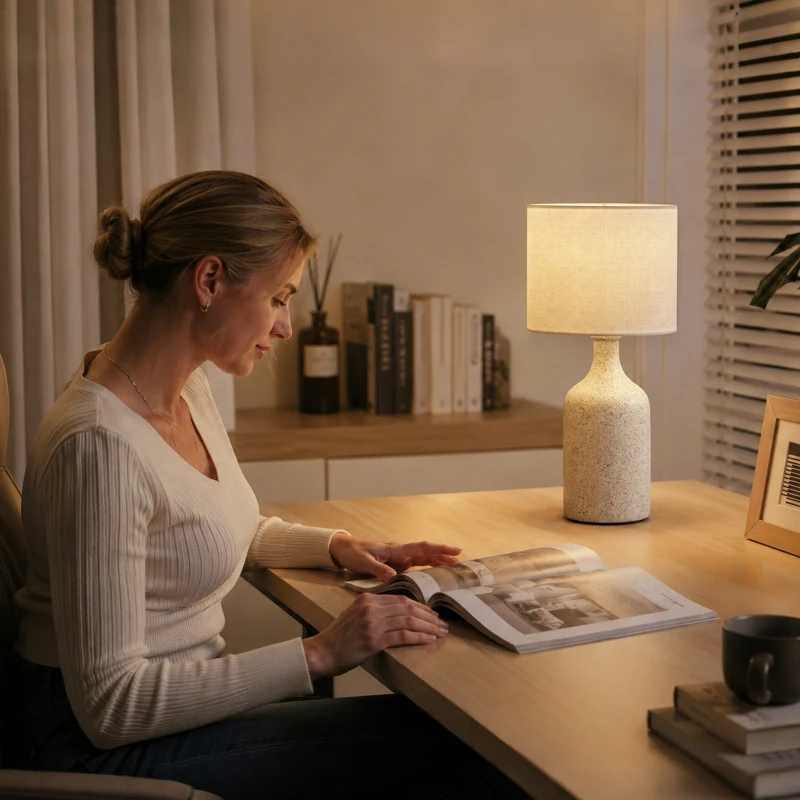 HOMCOM Tafellamp tafellamp, nachtlamp bureaulamp met keramische voet, linnen kap, 22x22x45 cm Zandbruin+Wit