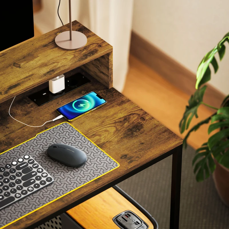 HOMCOM Computertafel met Aansluitingen, Bureau met Monitorstandaard en Plank, voor Thuiskantoor, Bureau, Werkkamer, Bruin