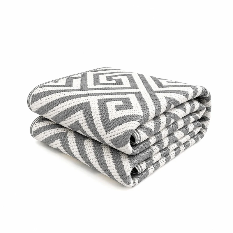 Outsunny Outdoor Rug Reversible Mat Plastic Straw Rug Portable RV Camping Mat for Garden Deck Picnic Indoor, 152 x 243 cm (5 x 8 ft), Light Grey & White