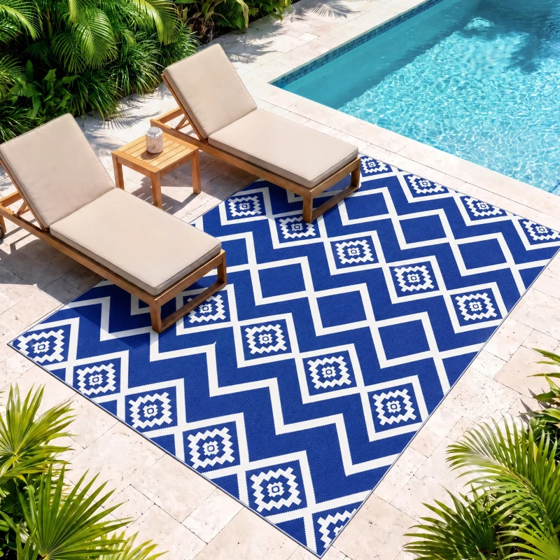 Outsunny Outdoorteppich Terrassenteppich, wetterbeständig, modernes Design, 182 cm x 274 cm x 0,3 cm, Blau + Weiß