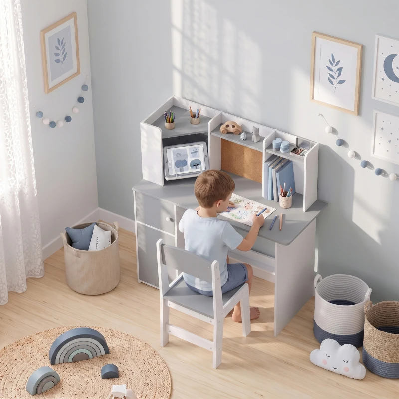 AIYAPLAY Secretária Infantil com Cadeira Suporte Ajustável para Comprimido Porta-lápis Quadro de Cortiça Estantes e Armários Cinza