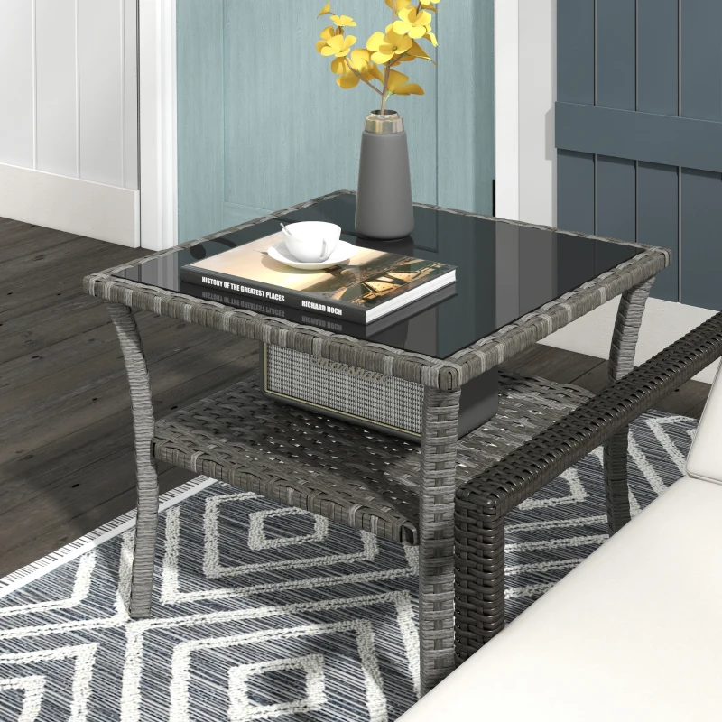 Outsunny Table d'appoint en résine tressée 2 niveaux 50x50x45cm, table basse de jardin carrée plateau en verre trempé, gris