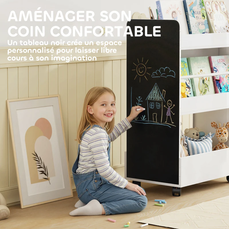 AIYAPLAY Bibliothèque pour enfant avec roulettes, rangement livre enfant de 3 à 8 ans avec tableau noir, 66,5x32,5x86,5cm, blanc