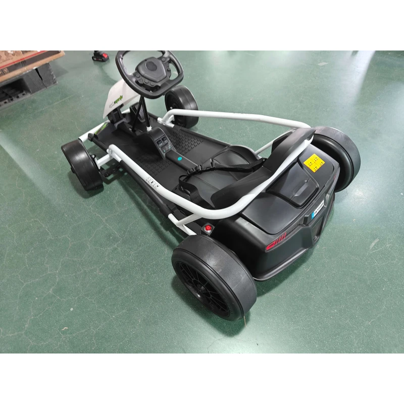 HOMCOM 24 V Elektro Go-Kart für Kinder Bis 13 Km/h Gokart mit Drift-Funktion, Drift-Kart mit 2 Motoren für 8–12 Jahre Weiß