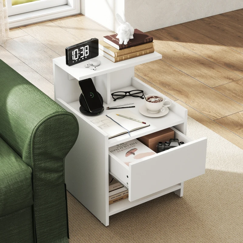 HOMCOM Mesita de Noche con Estación de Carga Puertos USB Cajón y Estantes Mesilla de Noche Dormitorio 40x40x60 cm Blanco