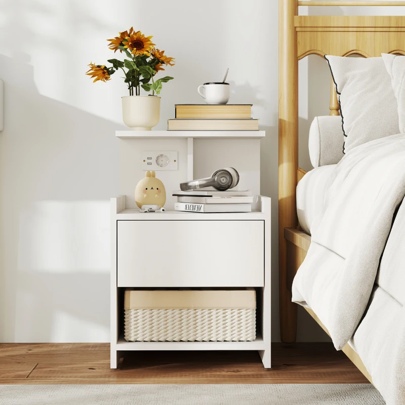 HOMCOM Mesita de Noche con Estación de Carga Puertos USB Cajón y Estantes Mesilla de Noche Dormitorio 40x40x60 cm Blanco