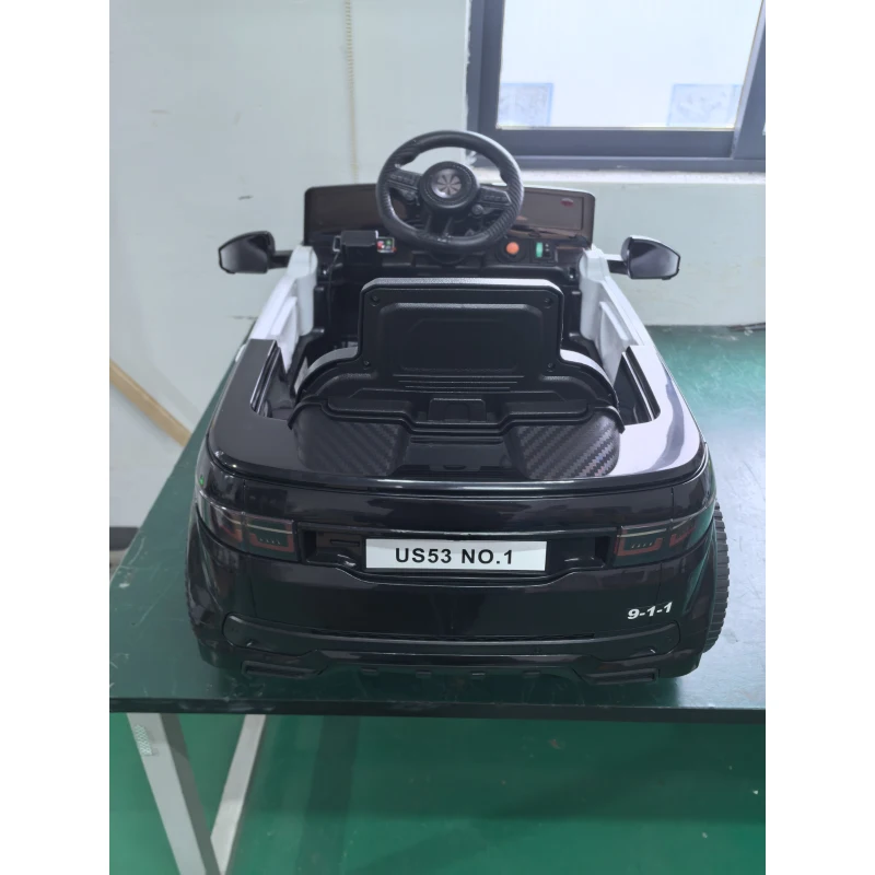 AIYAPLAY Voiture Électrique pour Enfants de Police 12V Télécommande 2,4 G 2 Moteurs Démarrage Progressif Sirène Lumières Musique Noir