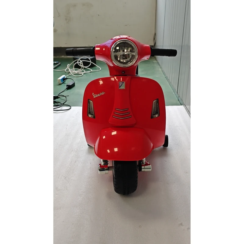 AIYAPLAY Moto électrique pour enfants 1.5-3 ans MINI VESPA GTS 6V, Rouge