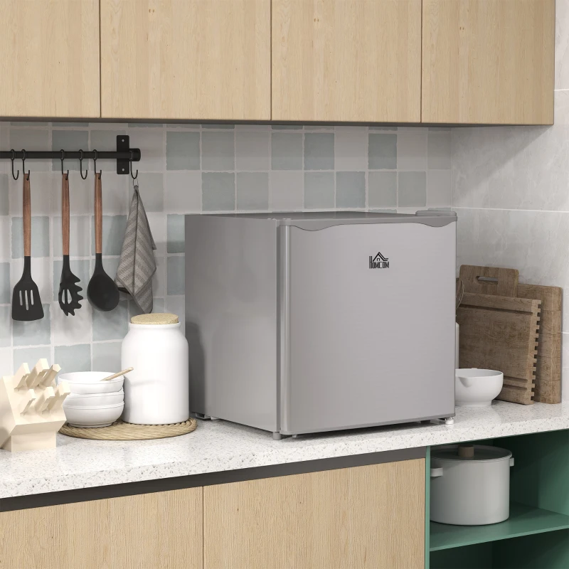 HOMCOM 35L Mini Freezer, -24℃ to -14℃ Temperature - Grey