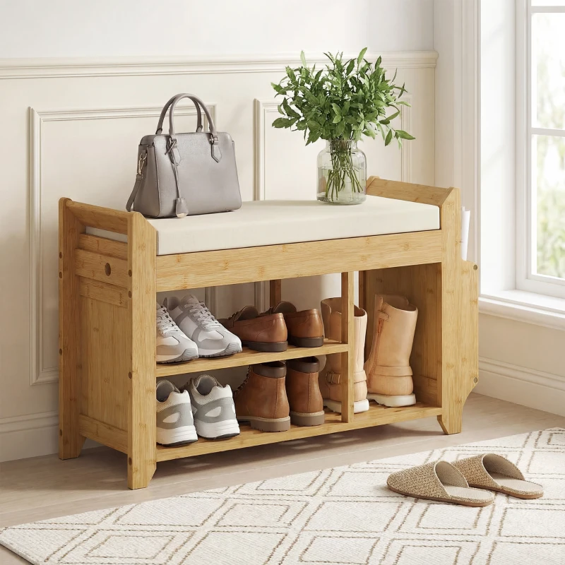 HOMCOM Banco Zapatero con Asiento Acolchado Almacenamiento Lateral Estante para Botas Marco de Bambú 80x30x50 cm Natural