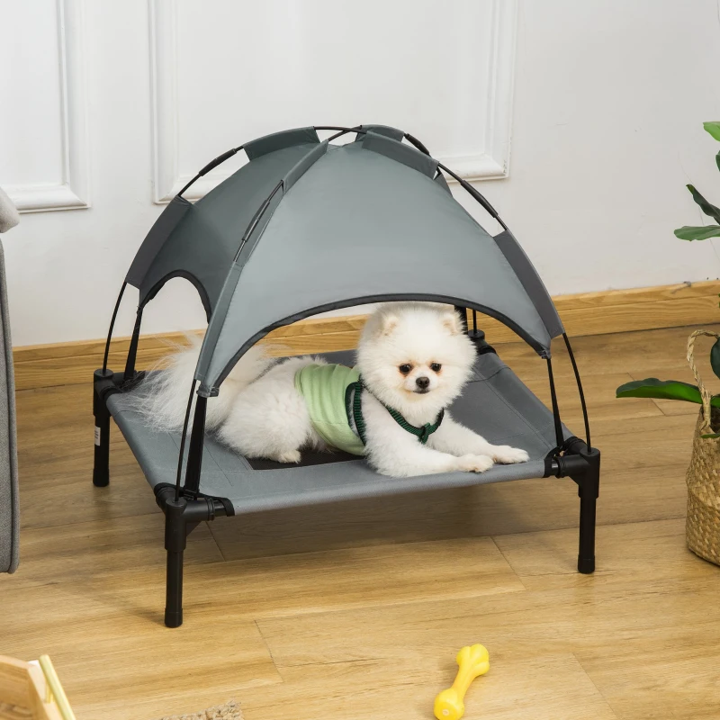 PawHut Erhöhtes Hundebett mit Baldachin, Haustierbett, Hundeliege outdoor mit Dach, Atmungsaktiv, Taftstoff für Camping Grau 61 x 46 x 62 cm