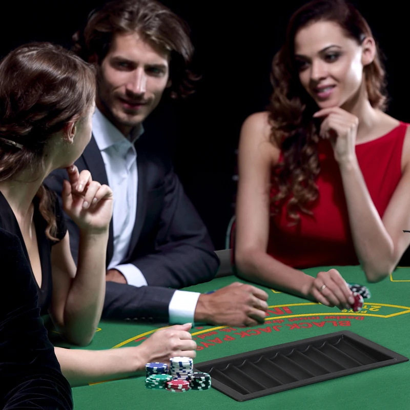 HOMCOM Poker Table, 7-Player Folding Blackjack Table with Chip Tray, Cup Holders, Padded Rails, 182 x 91 x 75 cm, Green