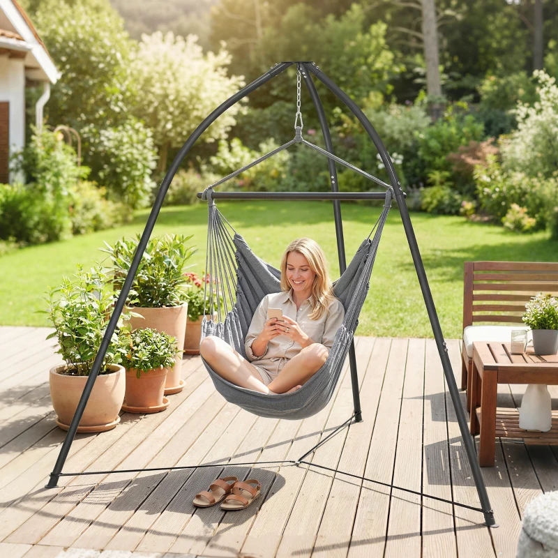 Outsunny Soporte para Silla Colgante Triangular con Cadena Ajustable Base Estable para Patio Jardín Carga 150 kg Negro