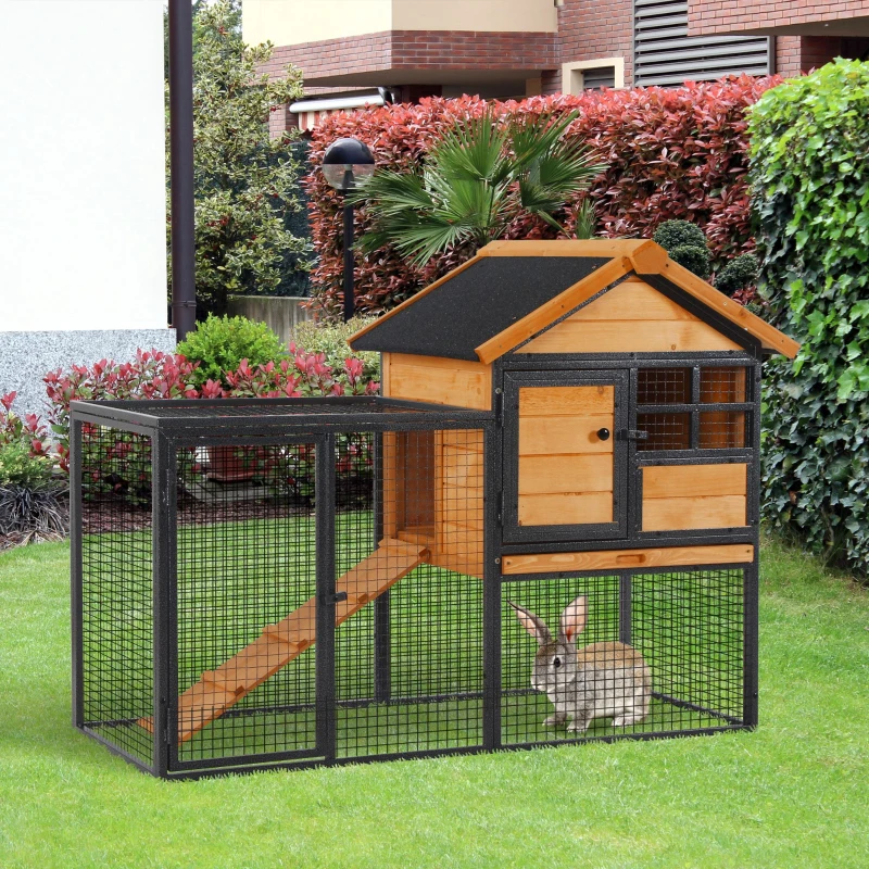 PawHut Clapier cage à lapins cottage - niche supérieure avec rampe et enclos extérieur - plateau excrément, fenêtre, 2 portes verrouillables - métal époxy sapin pré-huilé