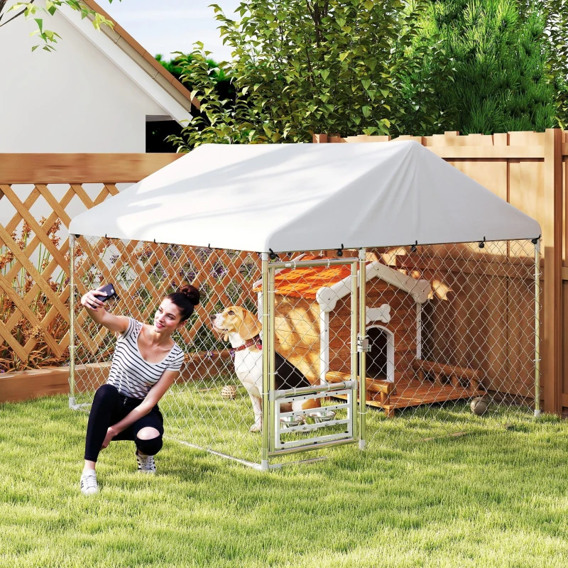 PawHut Perrera de Acero Galvanizado con Toldo Resistente y Estación de Alimentación para Perros 200x200x154 cm Plata