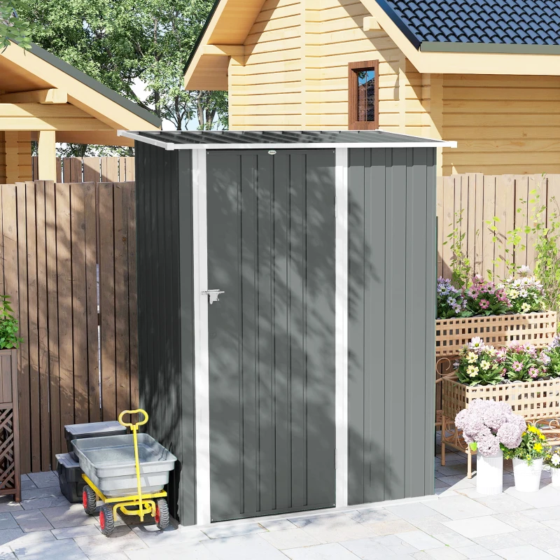 Outsunny Capanno Porta Attrezzi in Metallo con Tetto Inclinato e Porta Bloccabile, 142x86x189 cm, Grigio Chiaro