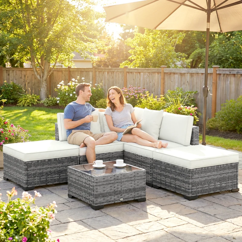 Outsunny Mobili da Giardino 6pz in Rattan e Acciaio con Divano, Tavolino e Cuscini, Grigio
