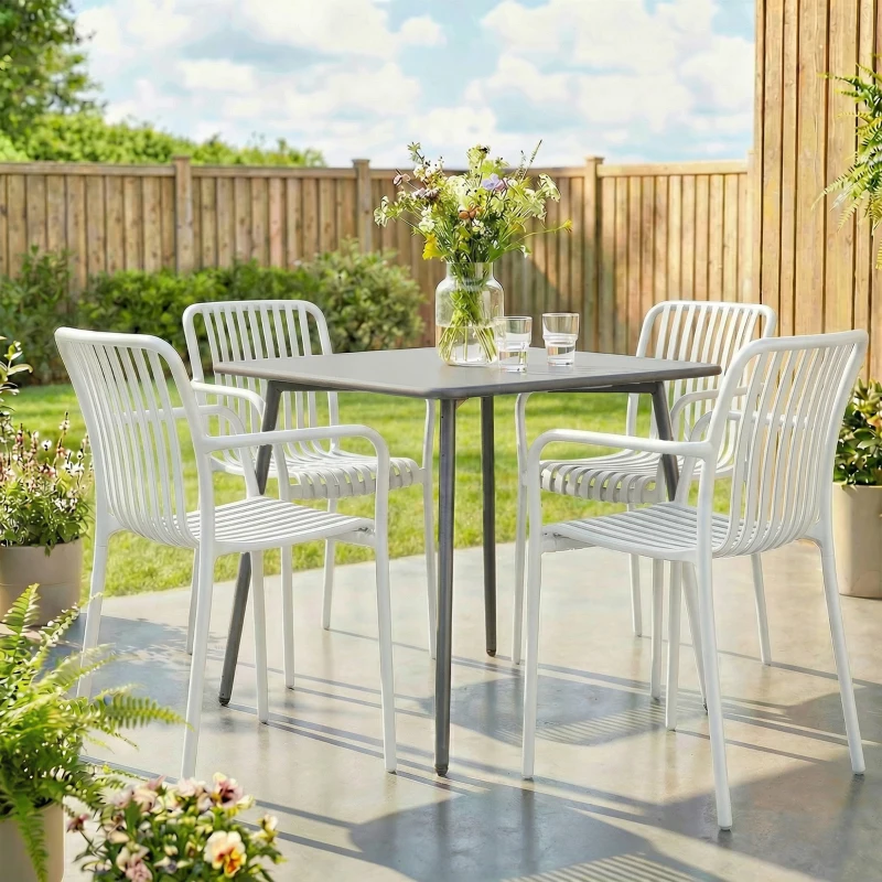 Outsunny Conjunto de 4 Cadeiras de Jardim Exterior Empilháveis de PP com Encosto Curvado Assento com Ripas 55x58,5x81,5 cm Branco