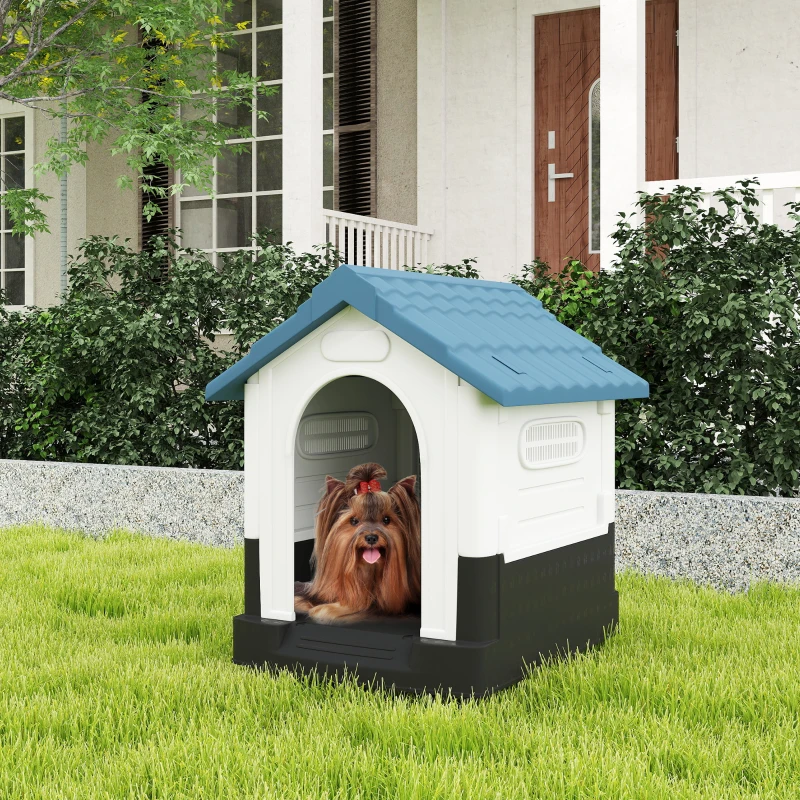 PawHut Cușcă pentru Câini de Exterior din Plastic, Căsuță pentru Câini Mici cu Ferestre, Acoperiș Înclinat și Bază Ridicată, 64,5 x 57 x 66 cm, Albastru