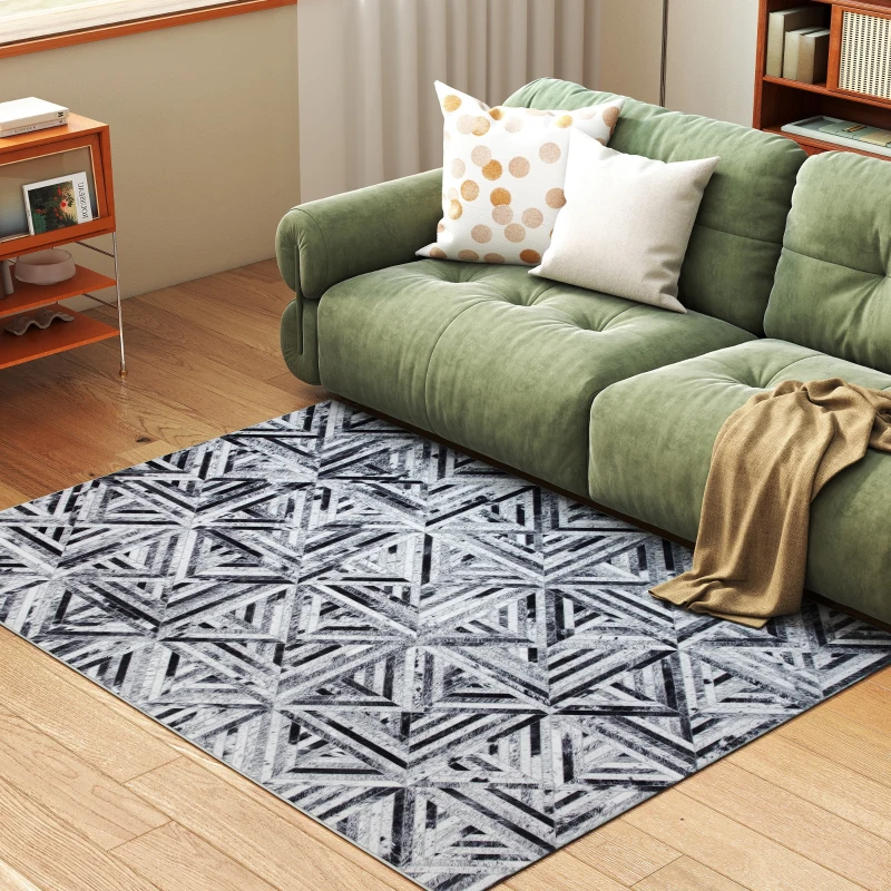 HOMCOM Modern Area Rug, Triangle Pattern Non-Slip Washable Rug, Chenille Floor Carpet for Living Room, Bedroom, Dining Room, Home Office, 170 x 120 cm, Black