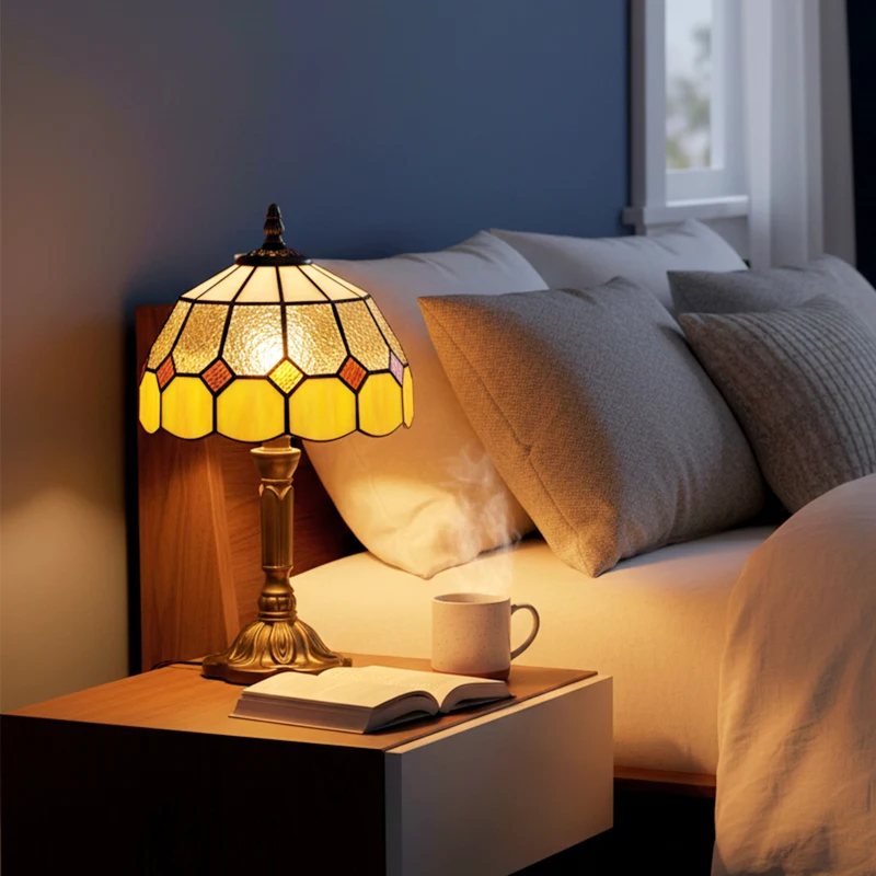 HOMCOM Handmade Art Deco Glass Table Lamp - White/Orange