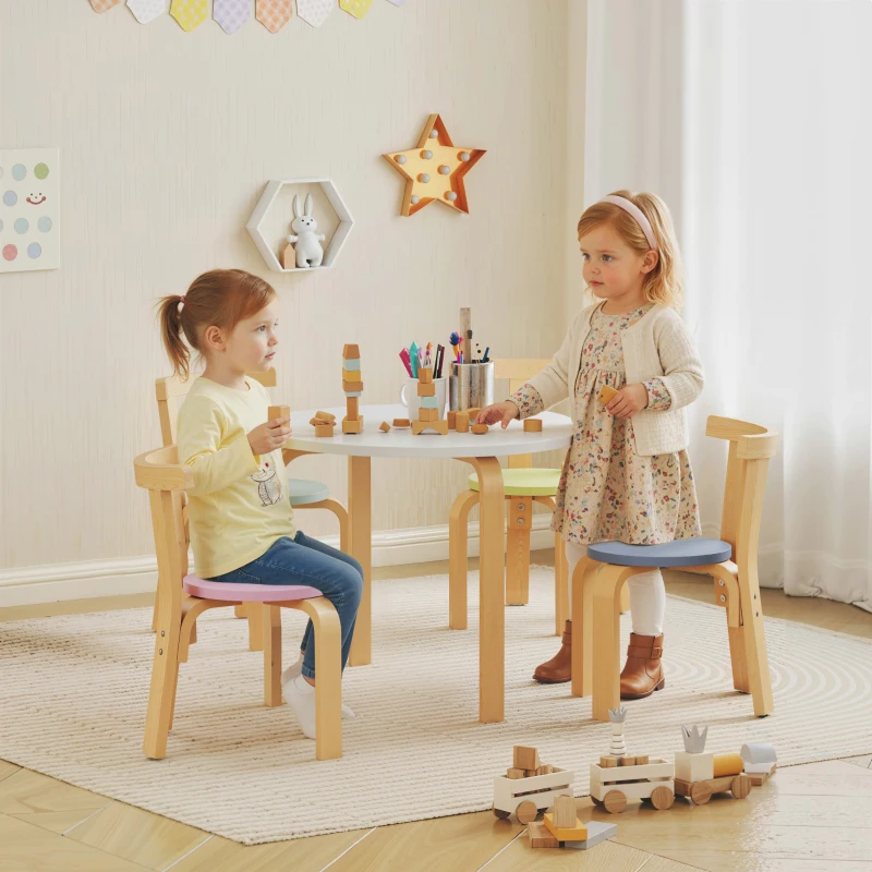 AIYAPLAY 5-delig kindertafel- en stoelset, licht massief hout, meerkleurig