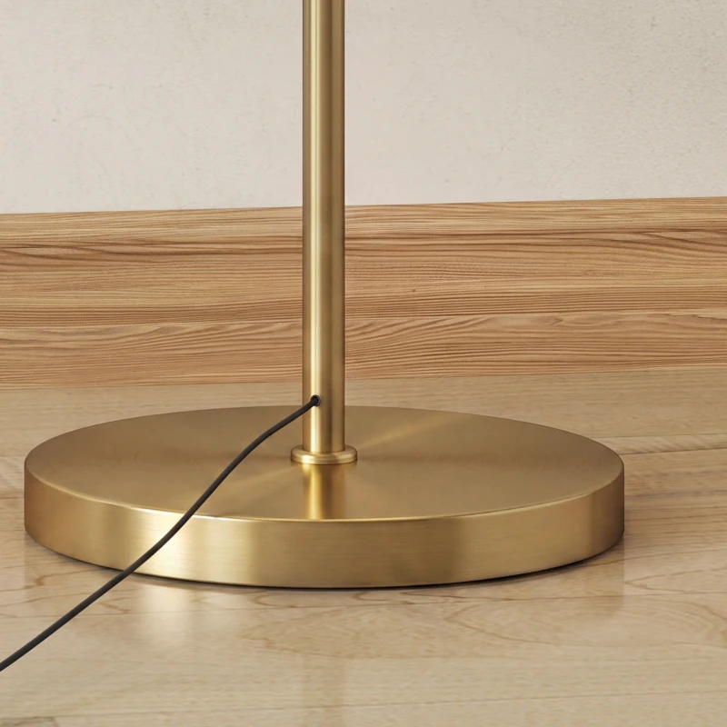 HOMCOM Vloerlamp met verstelbare lichtopties, voetschakelaar, afstandsbediening, metaal, goud