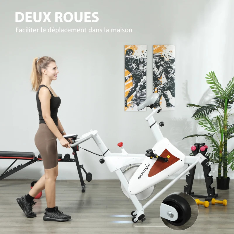 SPORTNOW Vélo d'appartement silencieux avec selle et résistance réglables, moniteur LCD, support de tablette, blanc