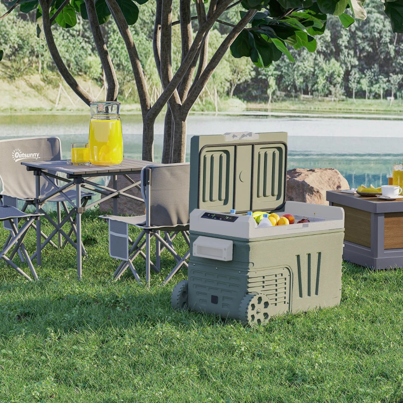 Outsunny 33 L Campingkühlschrank, Reisekühlbox, tragbarer Autokühlschrank mit 2 Fächern und Rädern, Kunststoff, Grün